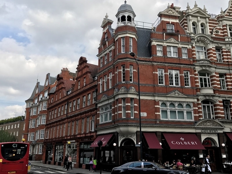 5056 Sloane Square London